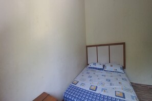 Standard Double Room - OYO 95054 Prima Jaya Homestay Syariah (Tawang)