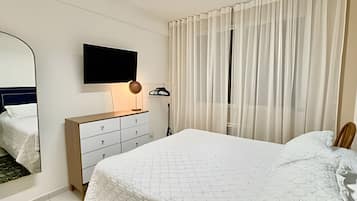 Appartement | Een bureau, een laptopwerkplek, gratis wifi