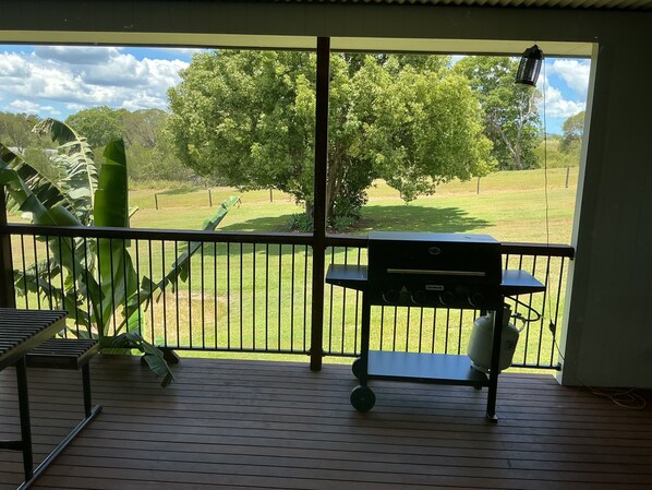 Property grounds - Just off the highway , 2 kilometres to town but still in the country. (Victory Heights)