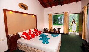 Deluxe Double or Twin Room, Balcony, Mountain View | Desk, laptop workspace, iron/ironing board, free WiFi - Ramboda Falls Hotel (Ramboda)
