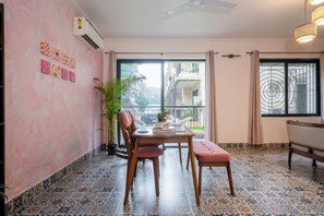 Interior - Pillow Talk , 1BHK, Wifi and AC , Common Pool (Siolim)