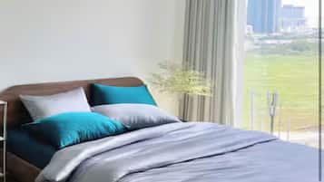 Grand Suite, 1 Bedroom, Club Lounge Access, City View | Egyptian cotton sheets, premium bedding, down comforters