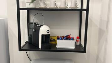 Classic Apartment | Private kitchen | Fridge, stovetop, cookware/dishes/utensils