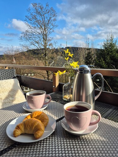 "FEWO Herzstück 27" with Bocksberg view, balcony & own parking space