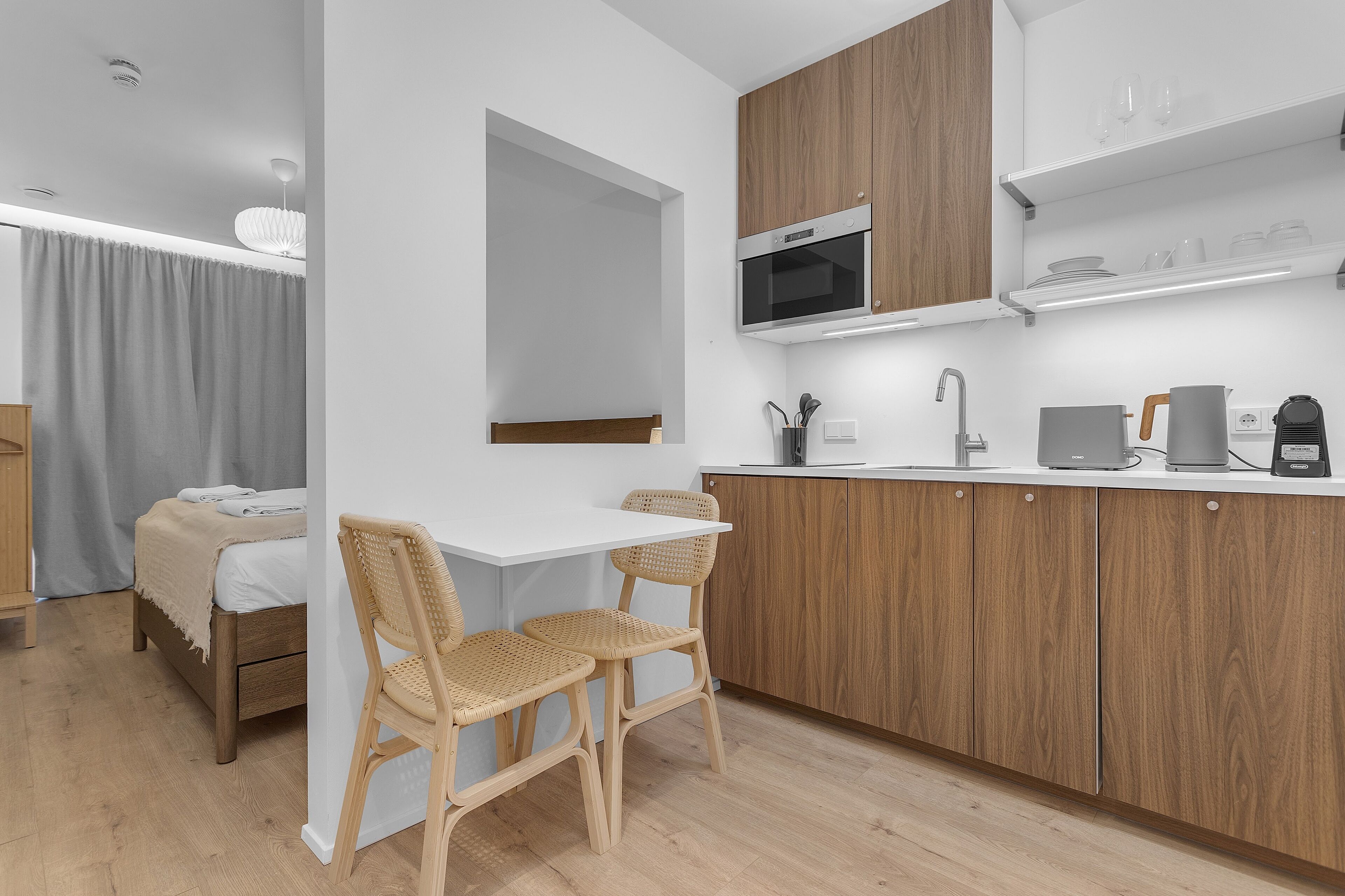 1 quarto, acesso à internet