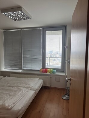 Room - Awesome 2-bedroom apartment in Bratislavský kraj perfect for your stay (Bratislavský kraj)