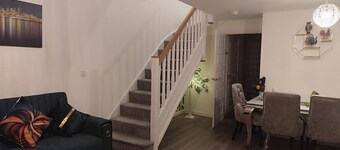 Spacious Home for Groups, Sleeps 8