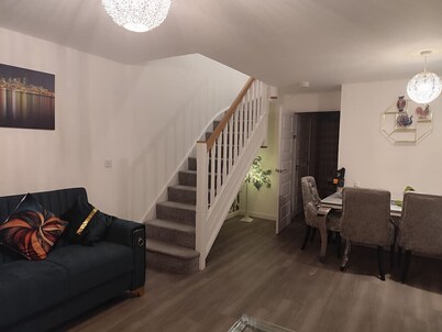 Spacious Home for Groups, Sleeps 8