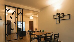 Ảnh chưa phân loại, 4 trong số 44 ảnh, nút