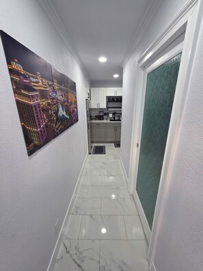 Interior - Comfort, location and a fair price, ALL IN ONE PLACE (Las Vegas)