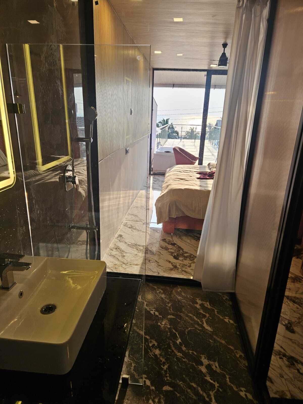 Free toiletries, towels, soap, shampoo