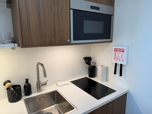 Private kitchen - Castle Inn Downtown KEF 4 (Keflavík)