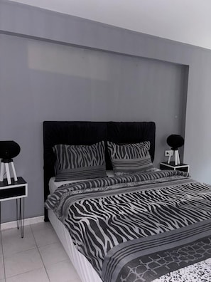 Deluxe Penthouse, City View | Iron/ironing board, free WiFi - N0 19 RENTAL HAUSE (İstanbul)