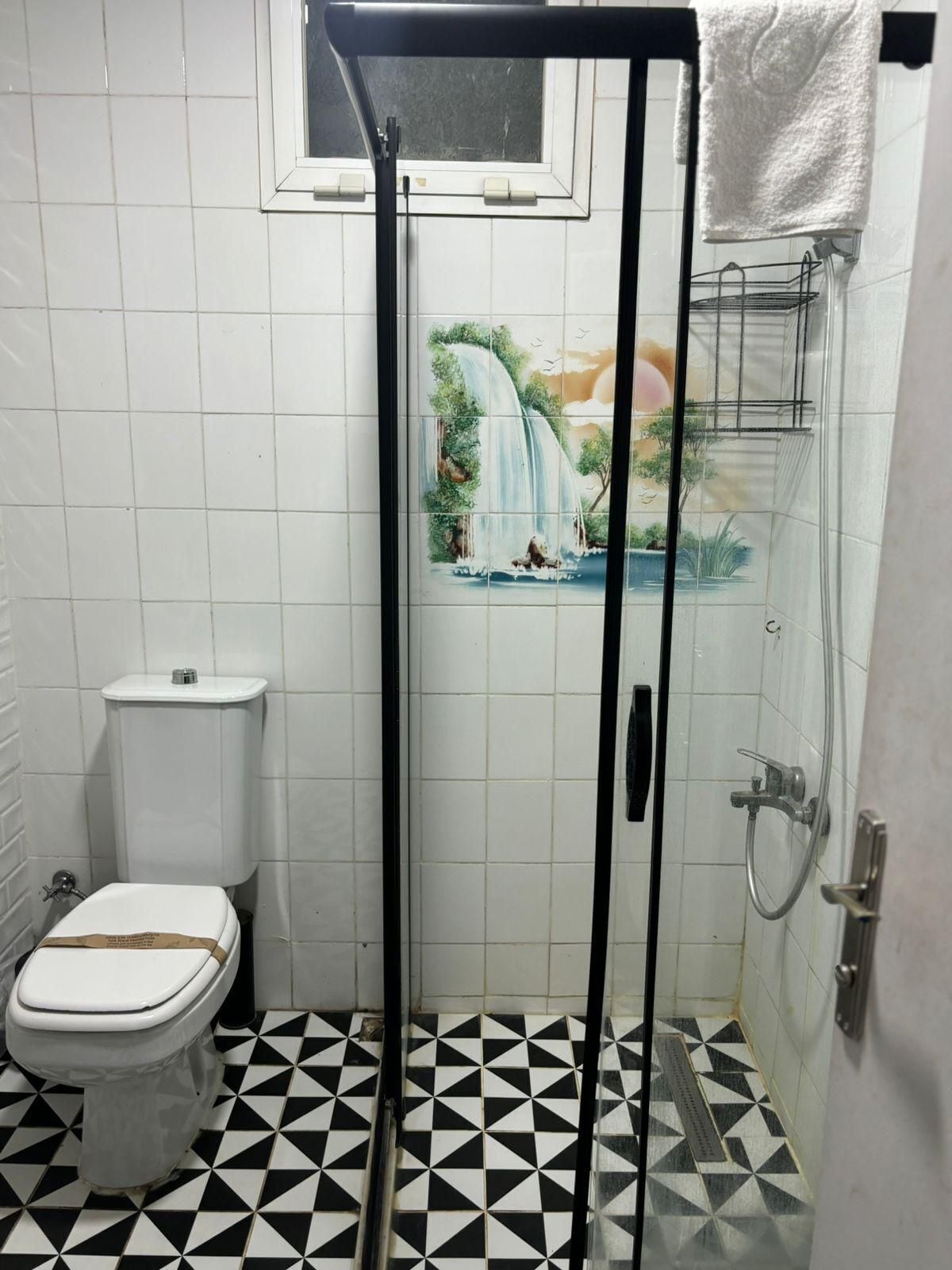 豪華頂樓客房, 城市景觀 | 浴室 | 免費盥洗用品、吹風機、拖鞋、毛巾