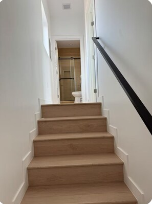 Interior - Brand New 2 Bedroom 3 Bathroom House 2 miles from Downtown LA (Los Angeles)