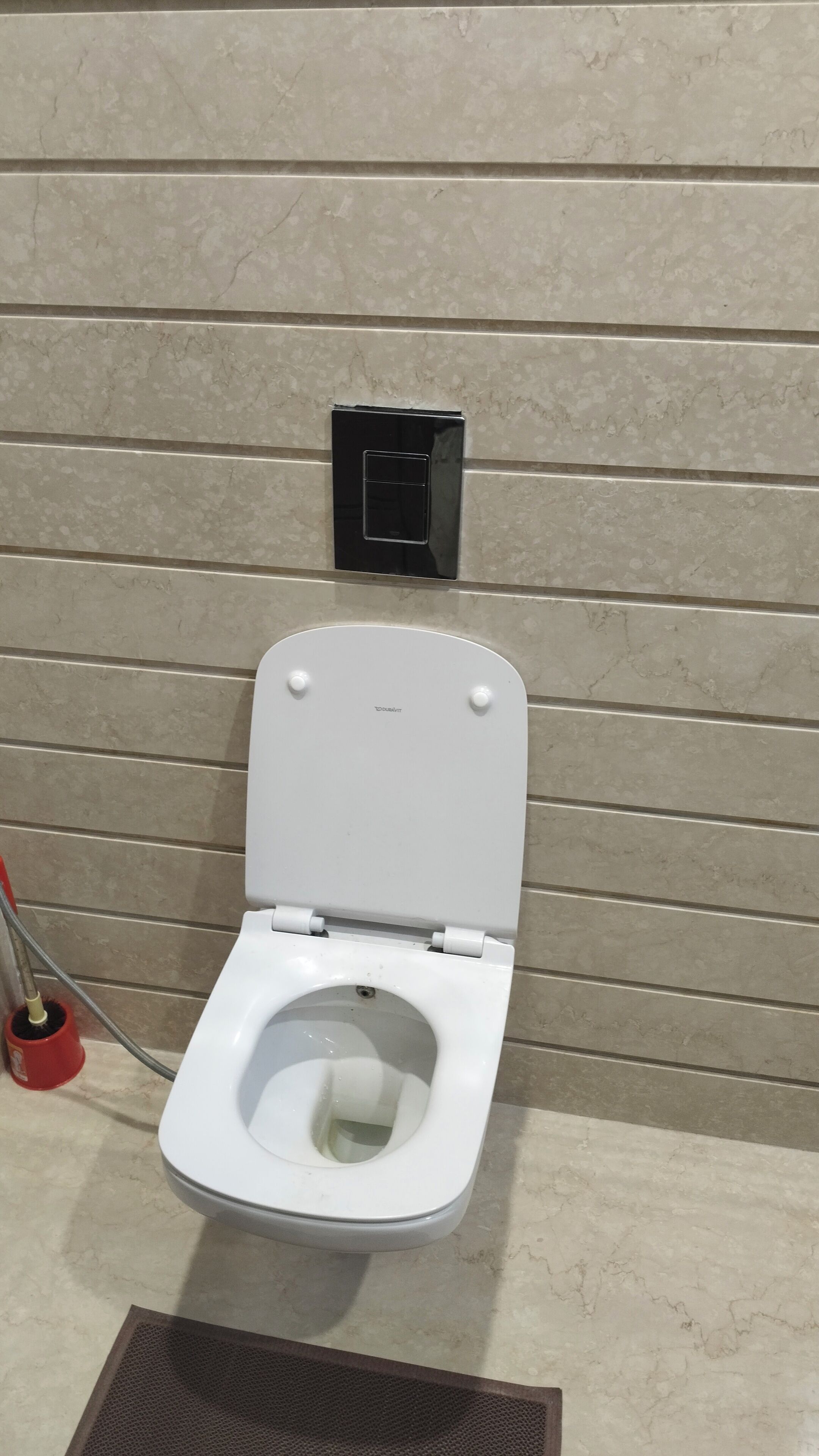 Bruser, hårtørrer, håndklæder, Sæbe