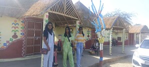 Exterior - White Desert Homestay (Bhuj)