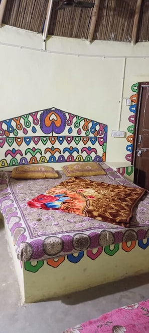 Standard Room, City View | Free WiFi - White Desert Homestay (Bhuj)