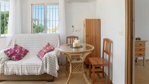 Apartment | Living room - Conil Group Getaway With Pool (Conil de la Frontera)