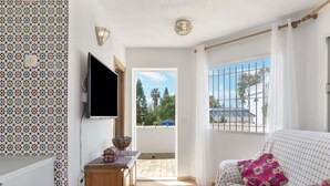 Apartment | Living room - Conil Group Getaway With Pool (Conil de la Frontera)