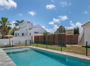 Apartment | Pool - Conil Group Getaway With Pool (Conil de la Frontera)