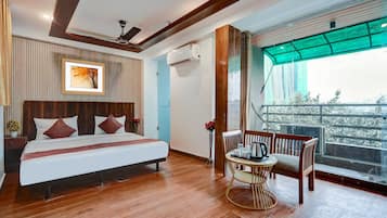 Kamar Double Deluks | Meja kerja, ruang kerja ramah laptop, Wi-Fi gratis, dan seprai linen