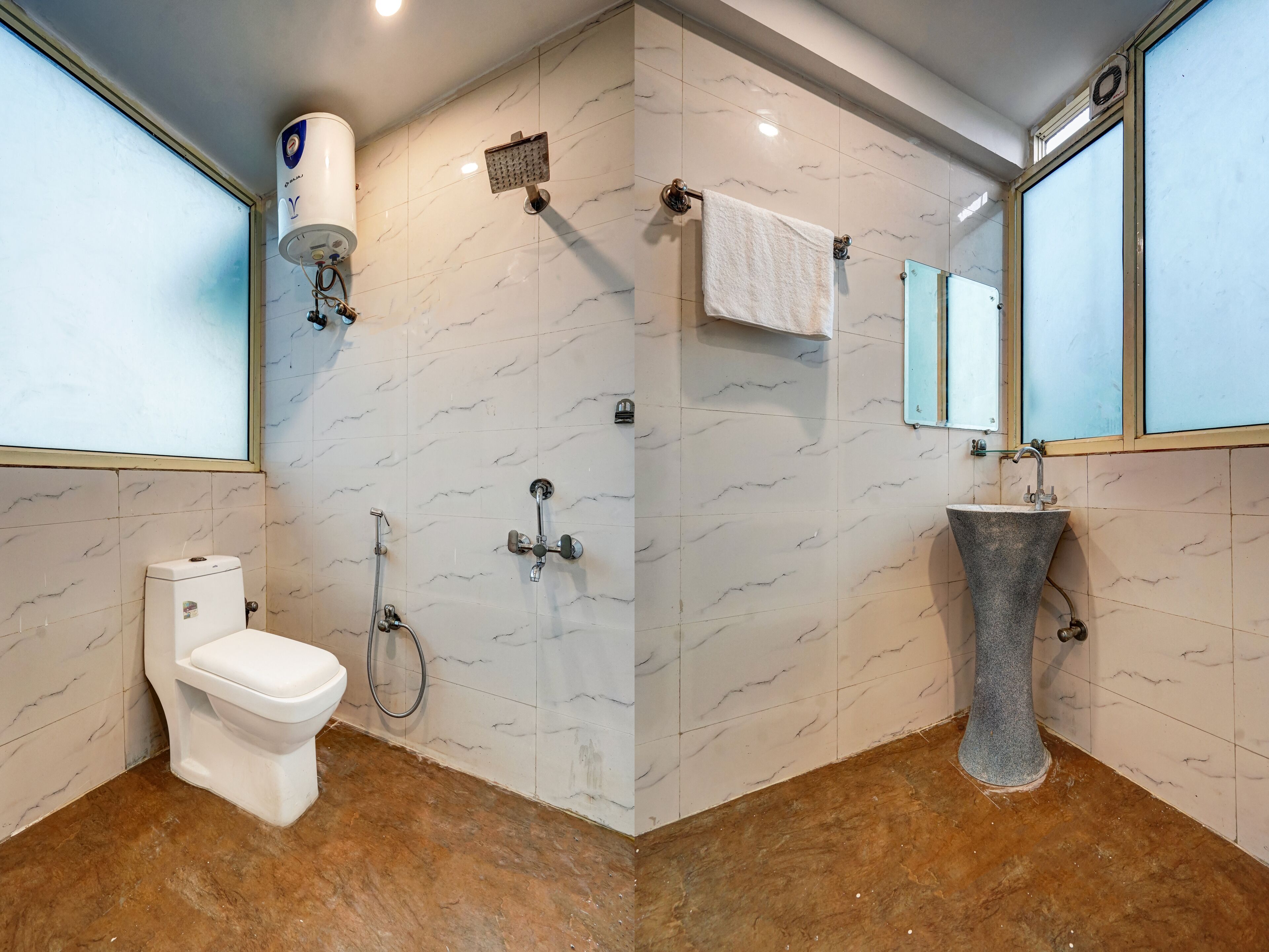 Quarto casal luxo | Banheiro | Chuveiro, produtos de toalete grátis, toalhas de banho, sabonete