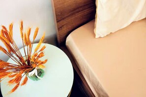 Phòng Suite Premier, 2 phòng ngủ, quyền sử dụng Club Lounge, quang cảnh thành phố | Bộ trải giường bằng vải cotton Ai Cập, bộ đồ giường cao cấp 