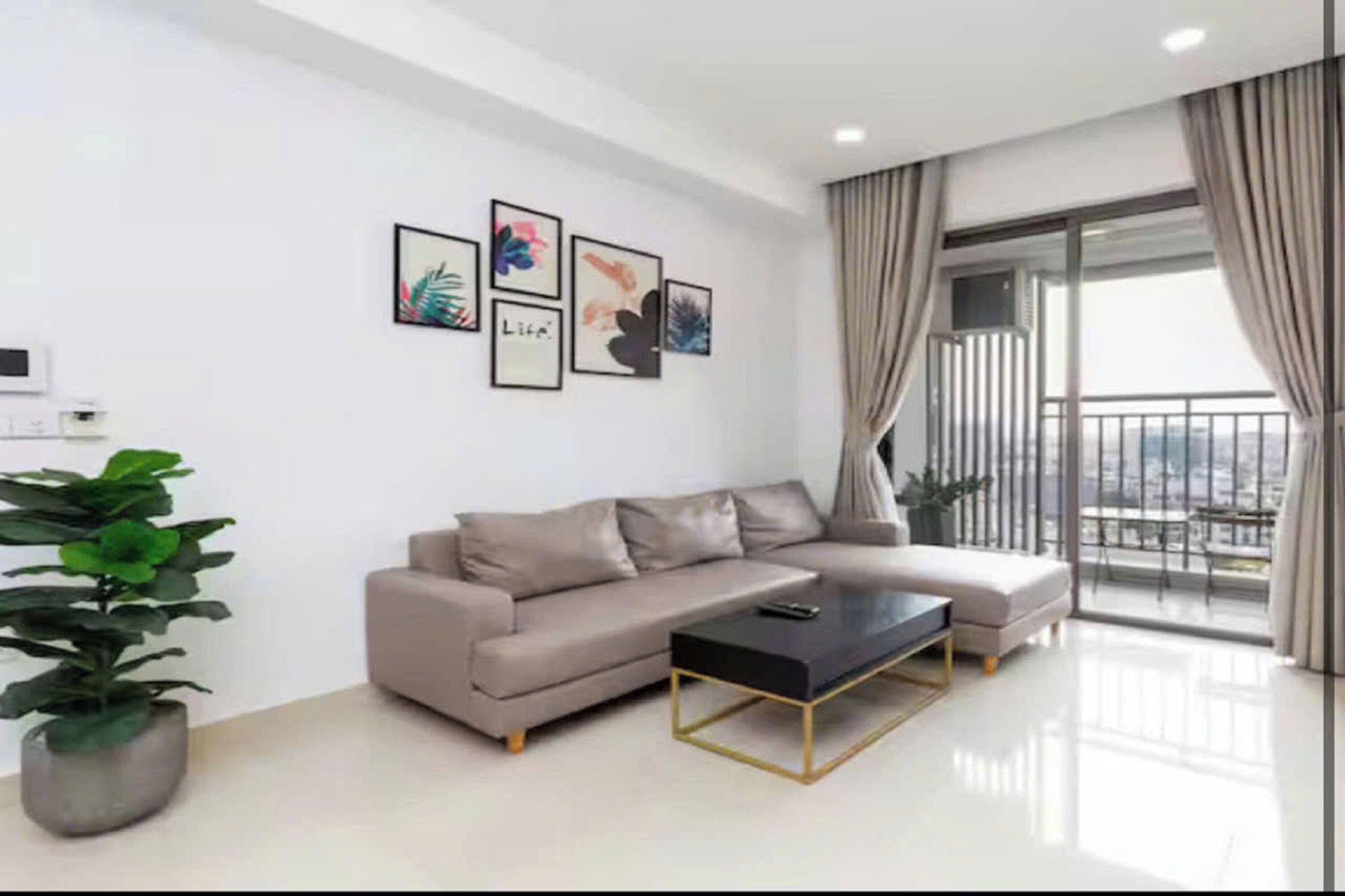 Royal Suite, 1 Bedroom, Club lounge access, City View | Egyptian cotton sheets, premium bedding, down duvets