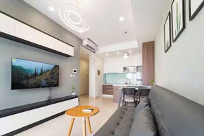 Suite Familiale, 3 chambres, accès au salon club, vue ville