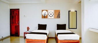 Super Hotel O Pachgaon