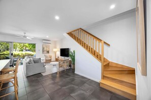 TV, offices - Bright 3-Bed Home with Private Courtyard (Wurtulla)