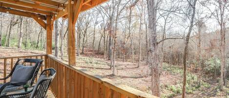 المنطقة المحيطة بالمنشأة