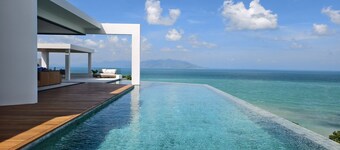 ケープ アズール リゾート サムイ バイ タルシー