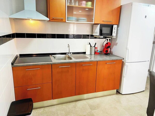 Apartment, 1 Bedroom, Smoking, City View | Interior - Charming 2 Bedroom Apartment in Elx, Spain (Elche)
