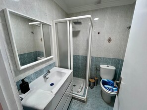 Casa, 2 quartos, para fumantes, terraço | Banheiro