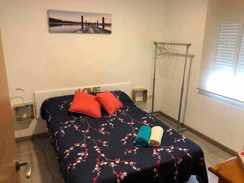 Charming 3 Bedroom Apartment in Petrer, Spain