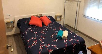 Charming 3 Bedroom Apartment in Petrer, Spain