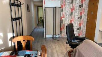 Apartament, 2 dormitoris, fumadors, vistes a la ciutat | Interior