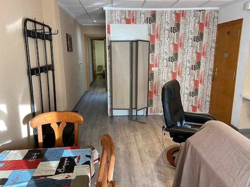 Charming 3 Bedroom Apartment in Petrer, Spain