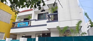 Front of property - Sri Inn (Puducherry)