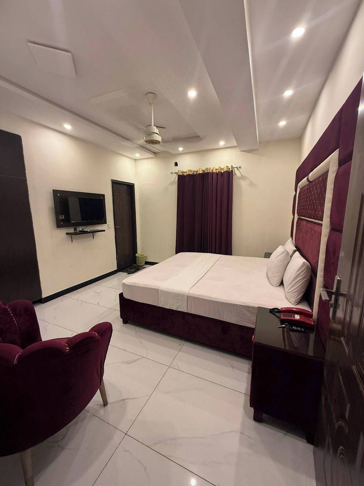 Deluxe Room | Free WiFi