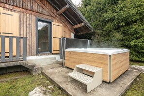 Terrace/patio - Beautiful 8 pers chalet with private jacuzzi (Morillon)