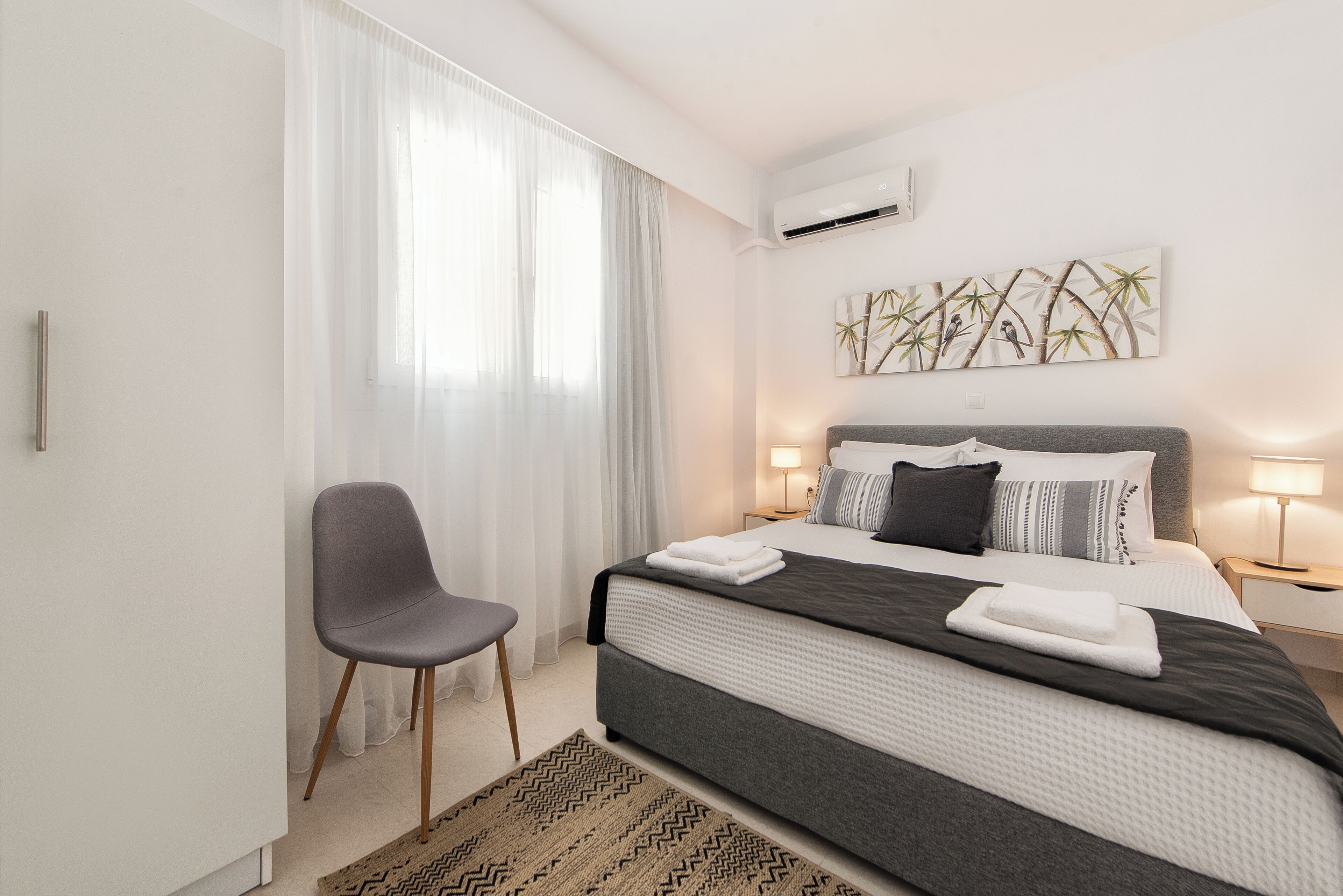 2 bedrooms, iron/ironing board, WiFi (free), bed sheets