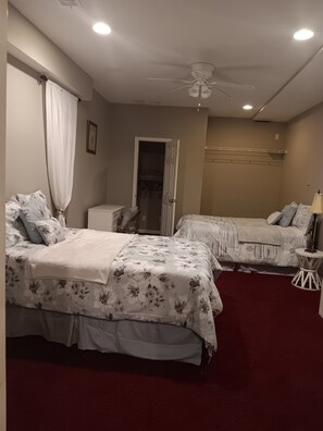 Iron/ironing board, WiFi, bed sheets - 2-bedroom apartment, a safe/quiet neighborhood in Grayson with AC & fitness room (Grayson)