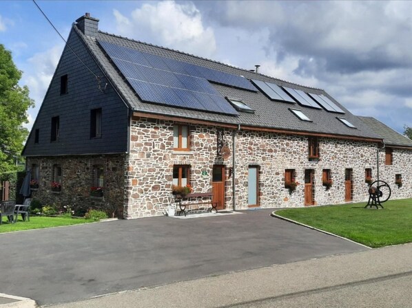 Exterior - House 500m from the Spa Francorchamps circuit (Francorchamps)