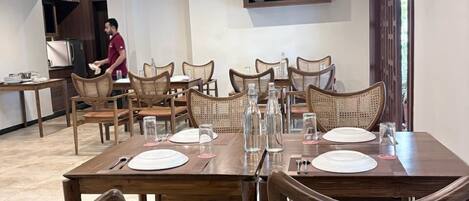 ساحة الطعام