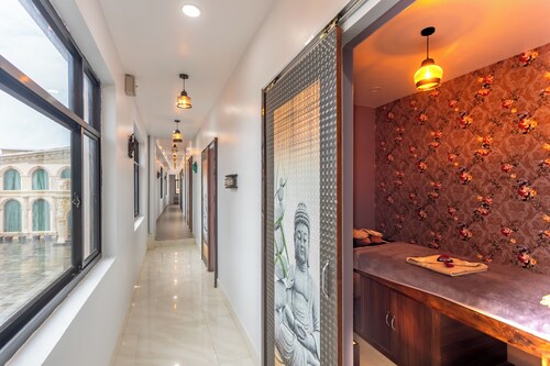 Lords Riverside Resort