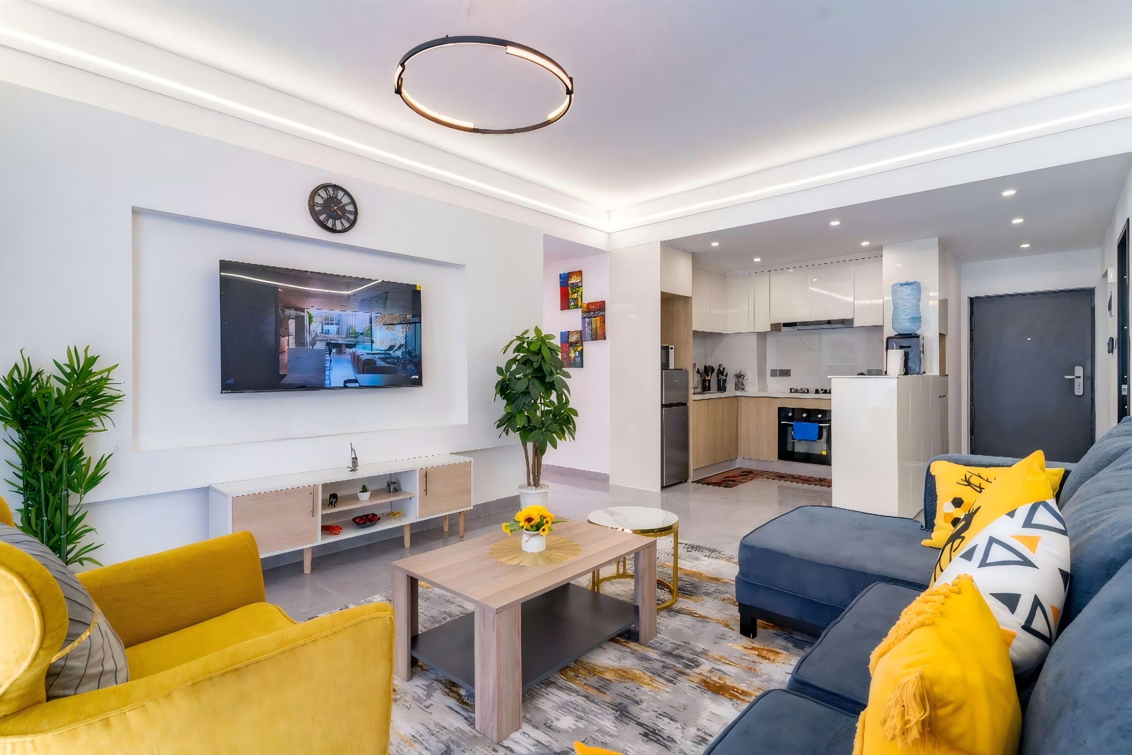 جناح لرجال الأعمال | أغطية فراش متميزة وأسرّة بإسفنج يتكيف مع شكل الجسم وطراز فريد لكل وحدة