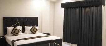 HOTEL GRAND PEARL GULBERG